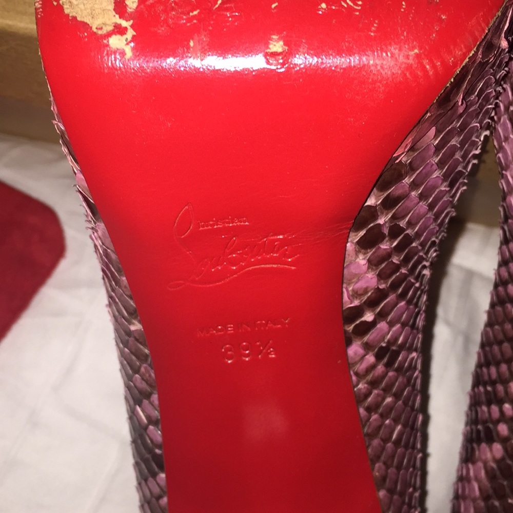 Christan Louboutin 120 Python Simple Pump 39.5 - image 6